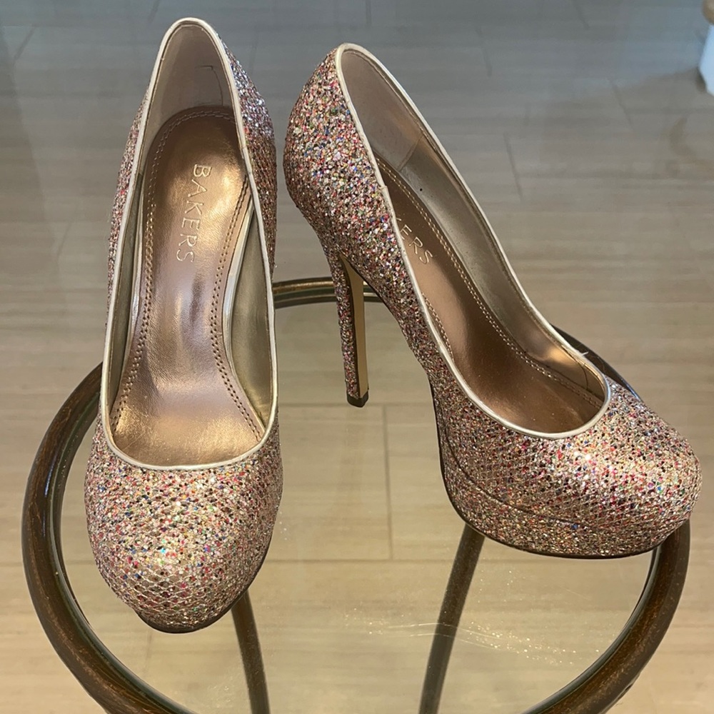 Bakers multicolor Melinasg platform.
